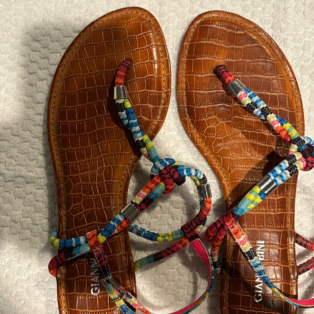 Sandal